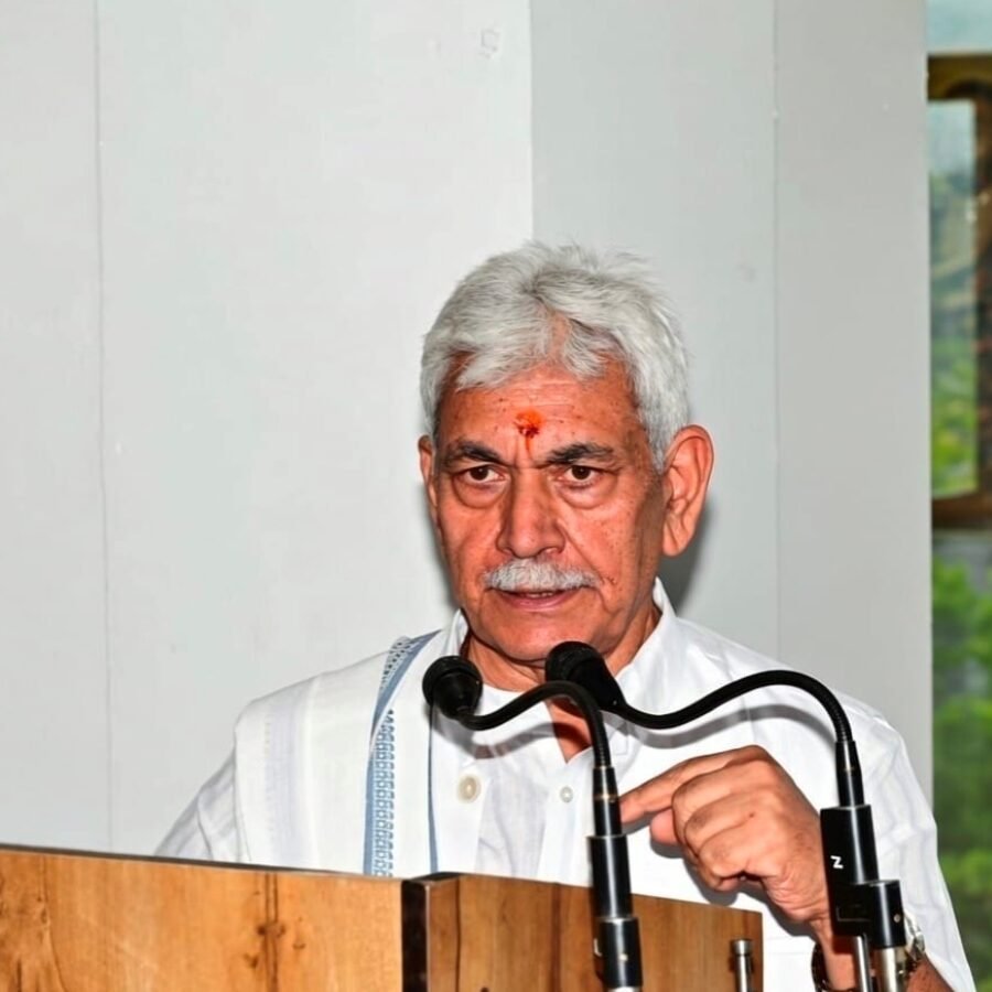 Lieutenant Governor lays Foundation Stone of Amriteshwar Sarovar at Dharpur, Sunderbani