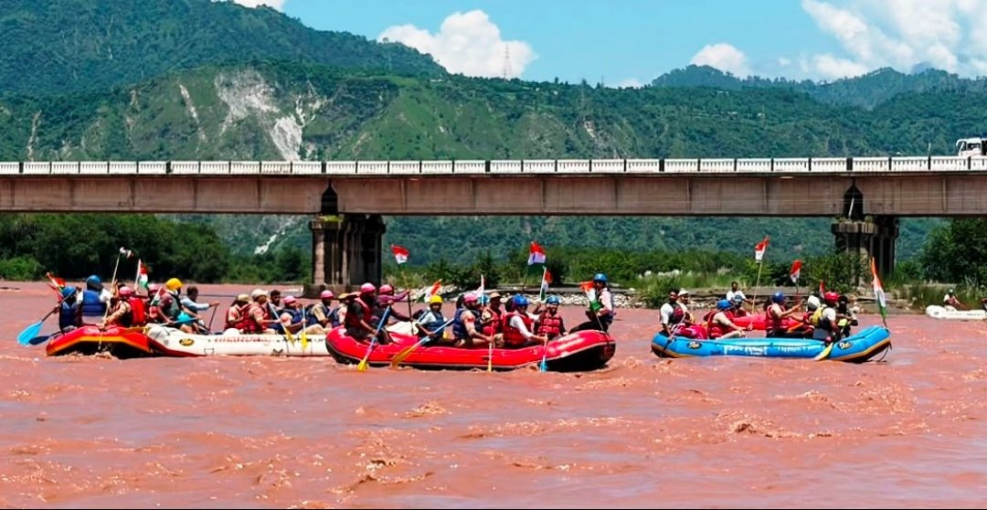Chenab inundated with Tiranga Boat Rally in Reasi