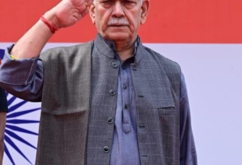 J&K LG hoists National Flag on 80th Independence Day