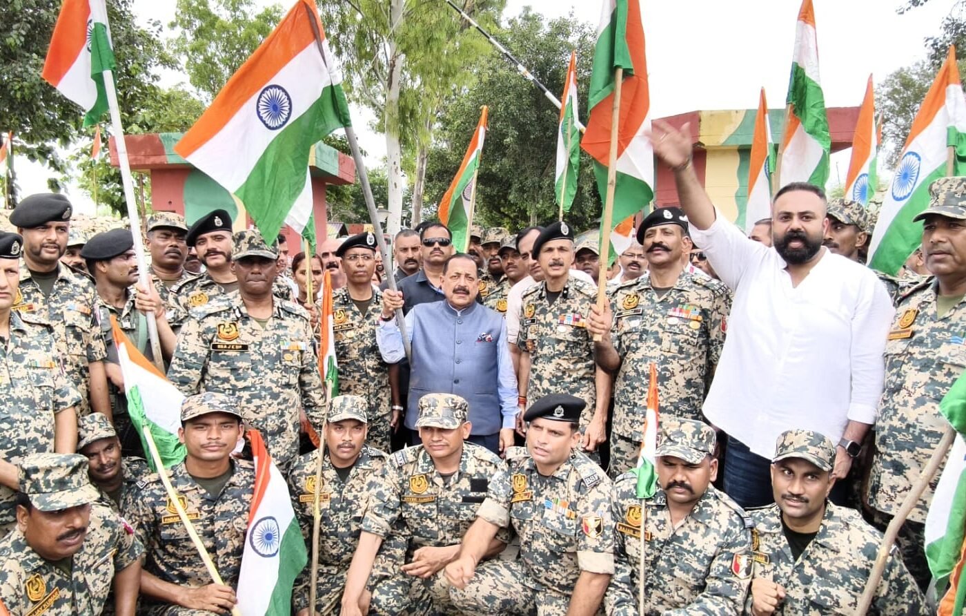 Dr. Jitendra leads ‘Tiranga Yatra’ upto Zero Line on Indo-Pak International Border;