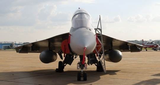 HAL hands over 2 LCA Tejas, 3 HTT 40 basic trainers to IAF