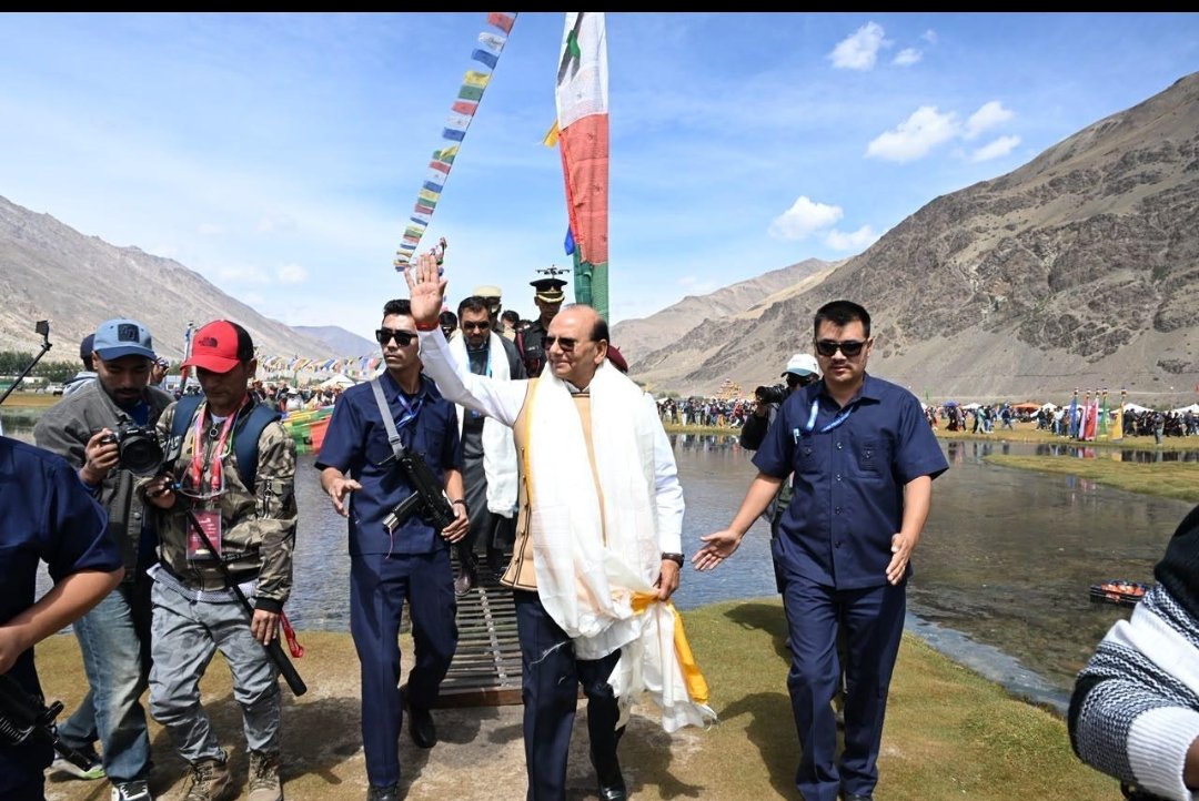 Saxena inaugurates 11th Ladakh Zanskar Fest